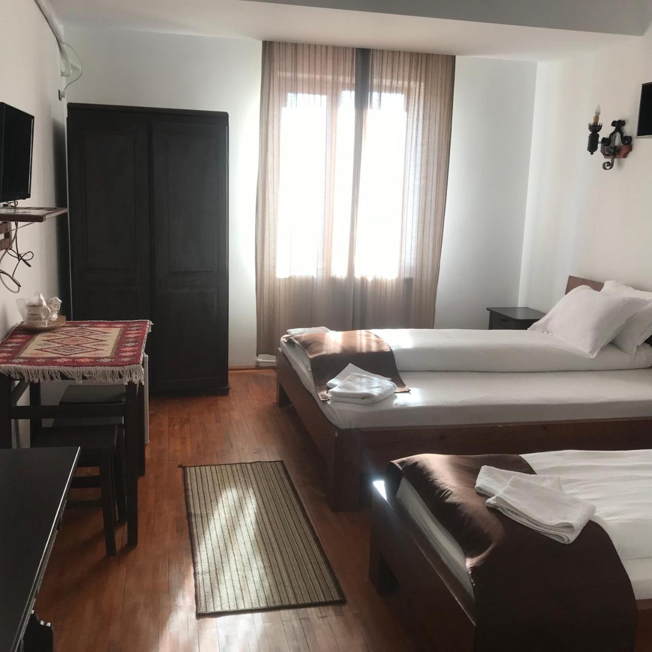 Hotel Casa Vlahilor Râmnicu Vâlcea Eksteriør billede